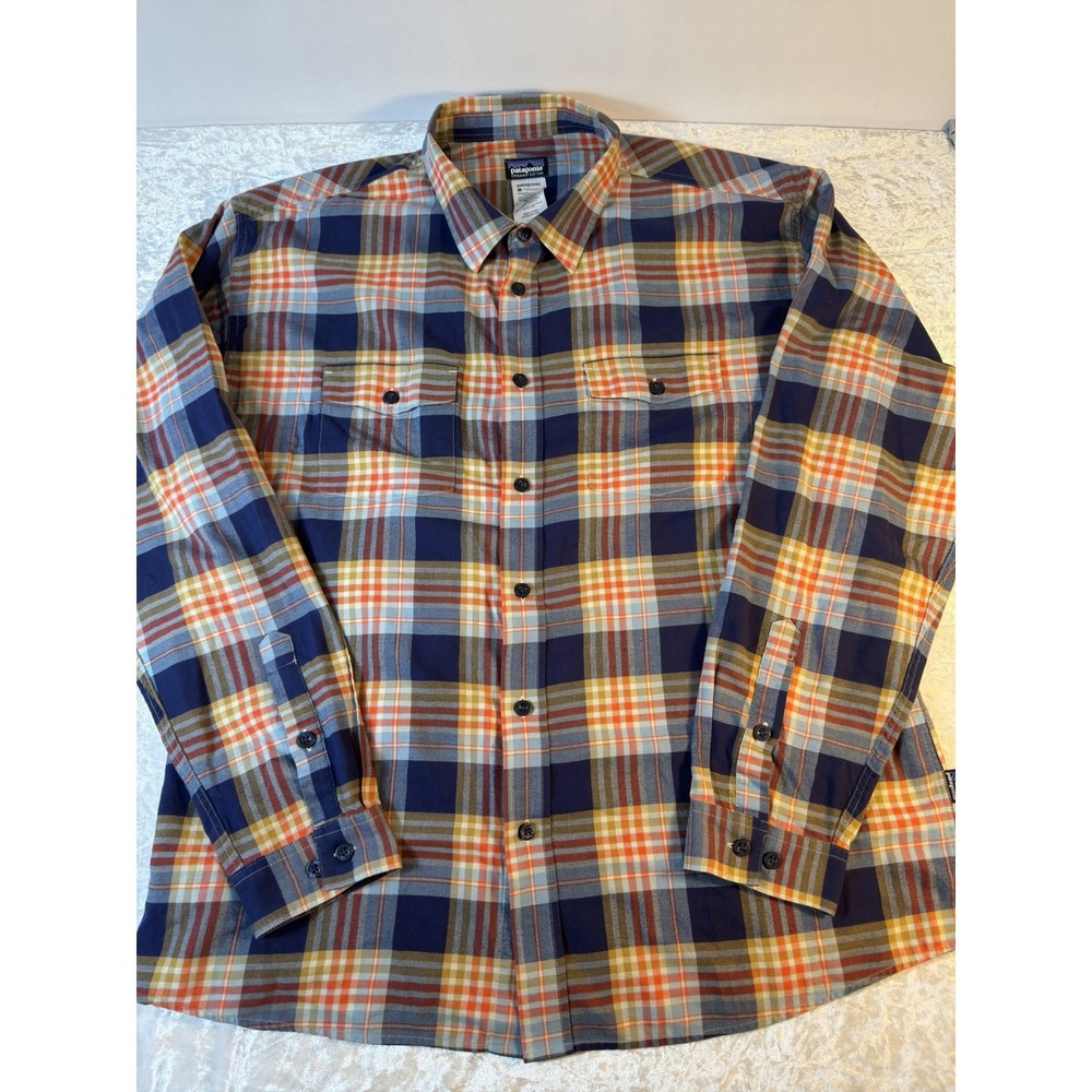 Patagonia Shirt Mens XL Organic Cotton Plaid Long Sleeve Button Up Outdoor
